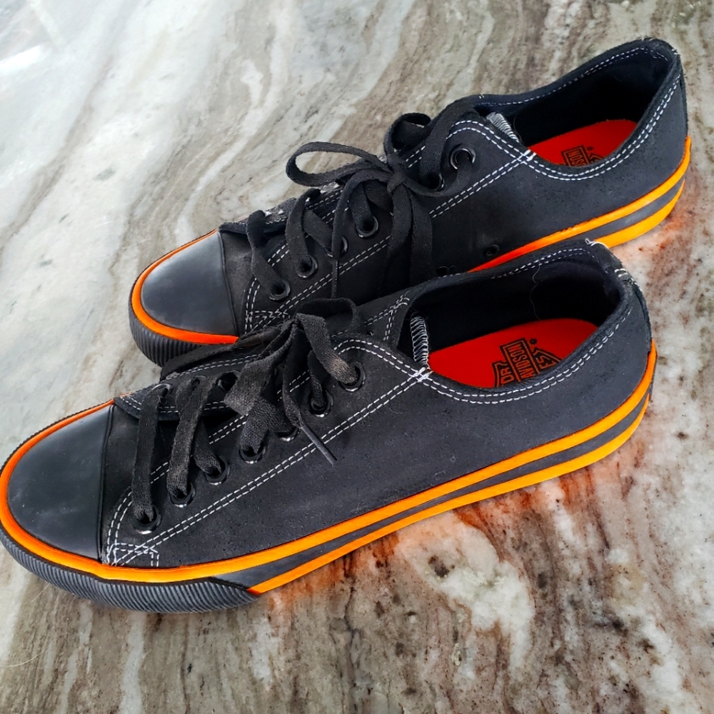 Harley mock Converse